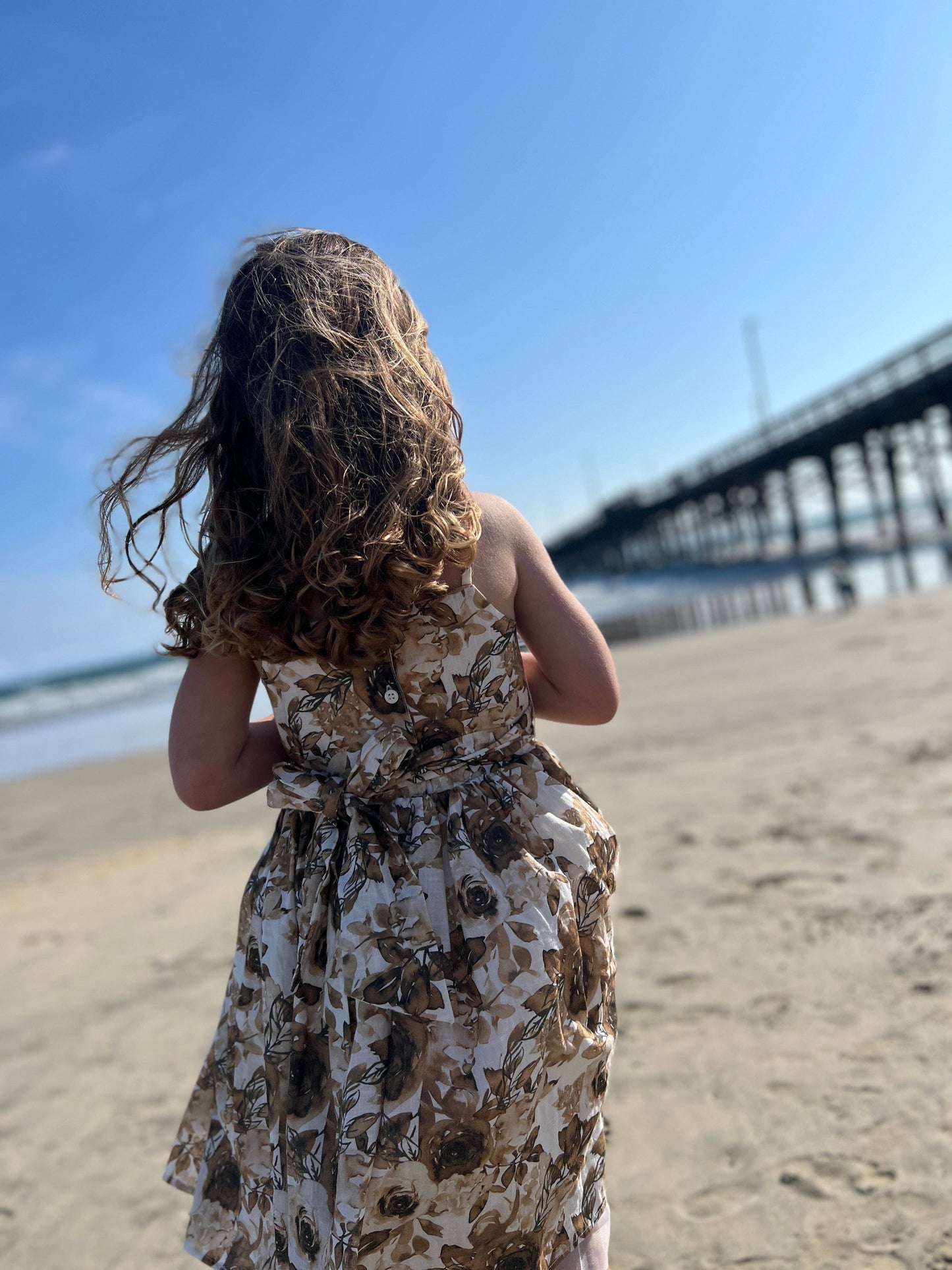 Vignette - Juliet Dress in Oatmeal Roses: 3