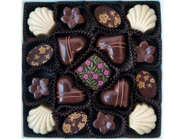 Ragged Coast Chocolates - Mother's Day Chocolate Bon Bon Bouquet: 5-piece