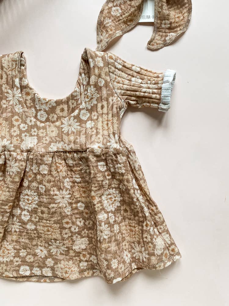 Evelina Apparel: Girly muslin dress / cappuccino vintage floral