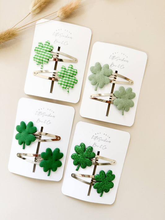 Little Sunshines Bow & Co - St Patricks Day Four Leaf Clover Snap Clips- Set of 2: Dark Green Four Leaf Clover Set