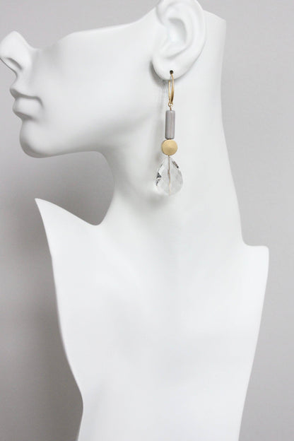 David Aubrey Jewelry - GNDE88 gray and crystal glass earrings