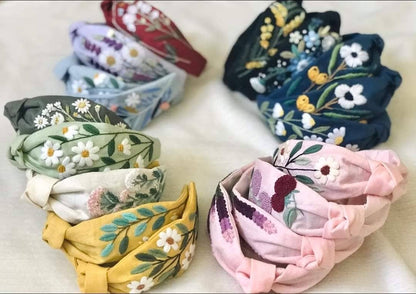 Quince Fables - Floral Embroidered Linen Knot Turban, Collection Sofia: 4.Daisy Garden-Sage