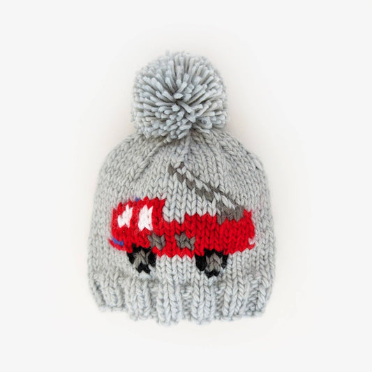 Huggalugs - Fire Engine Beanie Hat Baby & Kids: M (6-24 months)