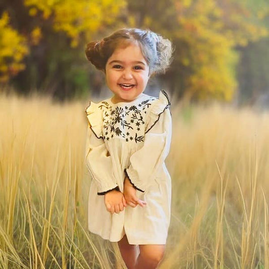 Viverano Organics - Embroidered Ruffle Flare Baby Dress (Organic Cotton / Linen): Natural Heather / 2T