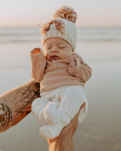 Huggalugs - Mauve Rainbow Knit Beanie Hat Baby & Kids: L (2-6 years)