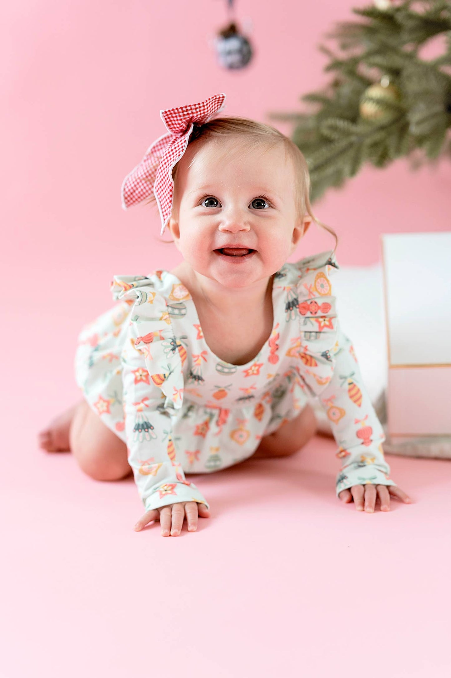 Ollie Jay - Leah Romper in Ornament | Baby Bubble: 0/3m