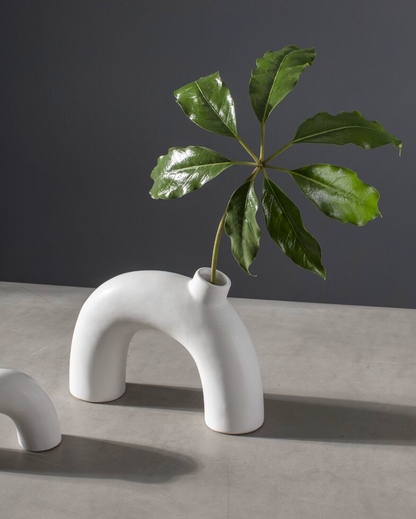 Elia Ceramic Bud Vase – Matte White Sculptural Accent