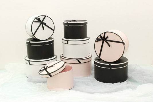 Elegant Design Supply - French Inspired Round Flower Gift Box with Ribbon: White / Medium
