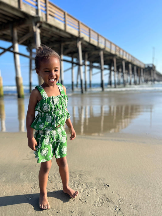 Vignette - Jessie Shorts in Green Eyelet: 7