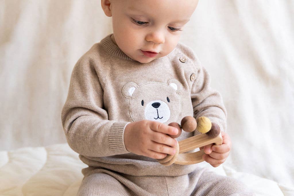 Viverano Organics - Teddy Bear Applique Baby Raglan Pullover (Organic Cotton): Oat Heather / 3-6M