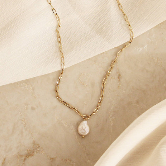 MAIVE - Baroque Pearl Paperclip Necklace