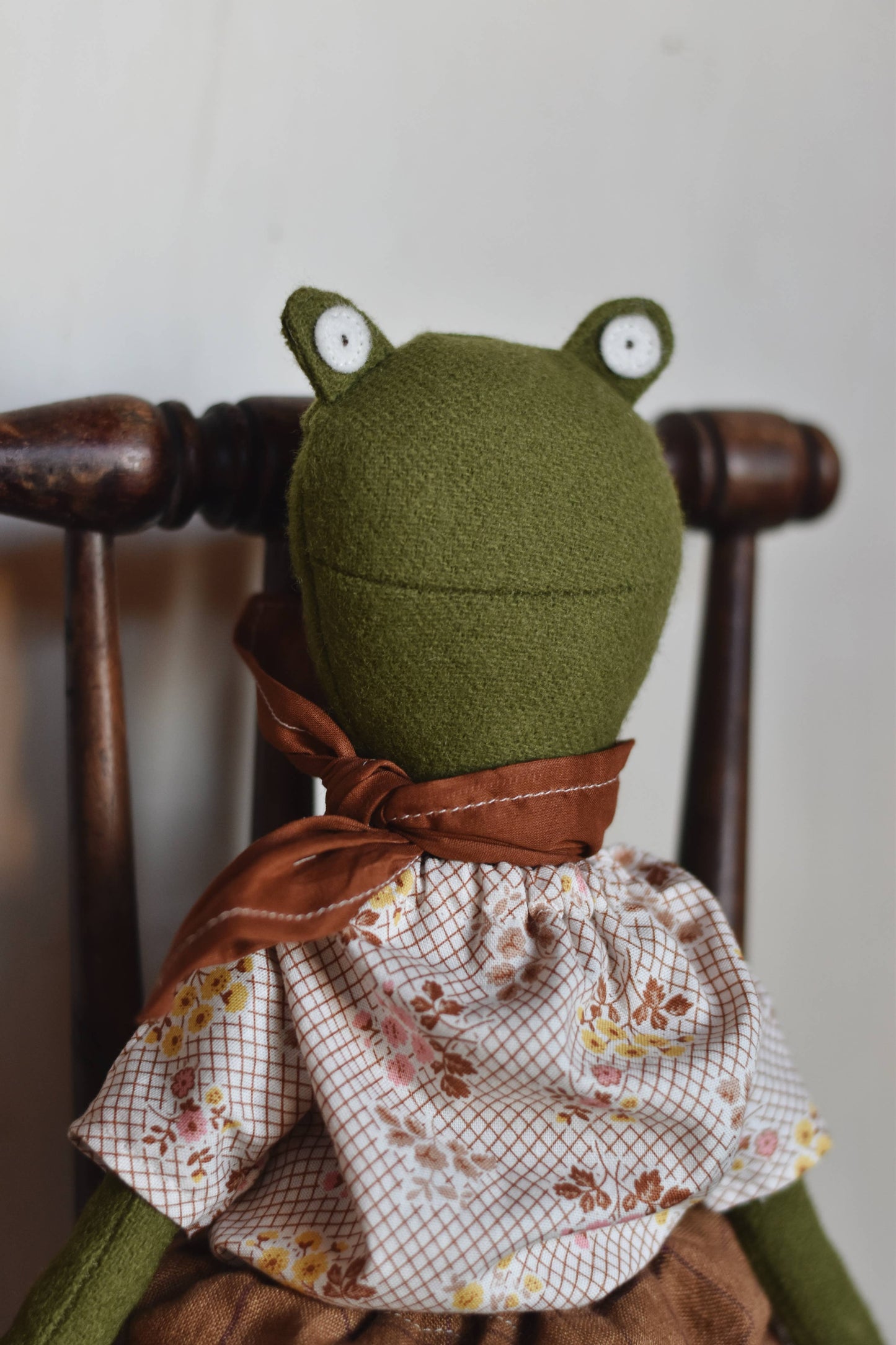 Woolgrass Farm - Fern the Frog Doll- Chestnut Gathering