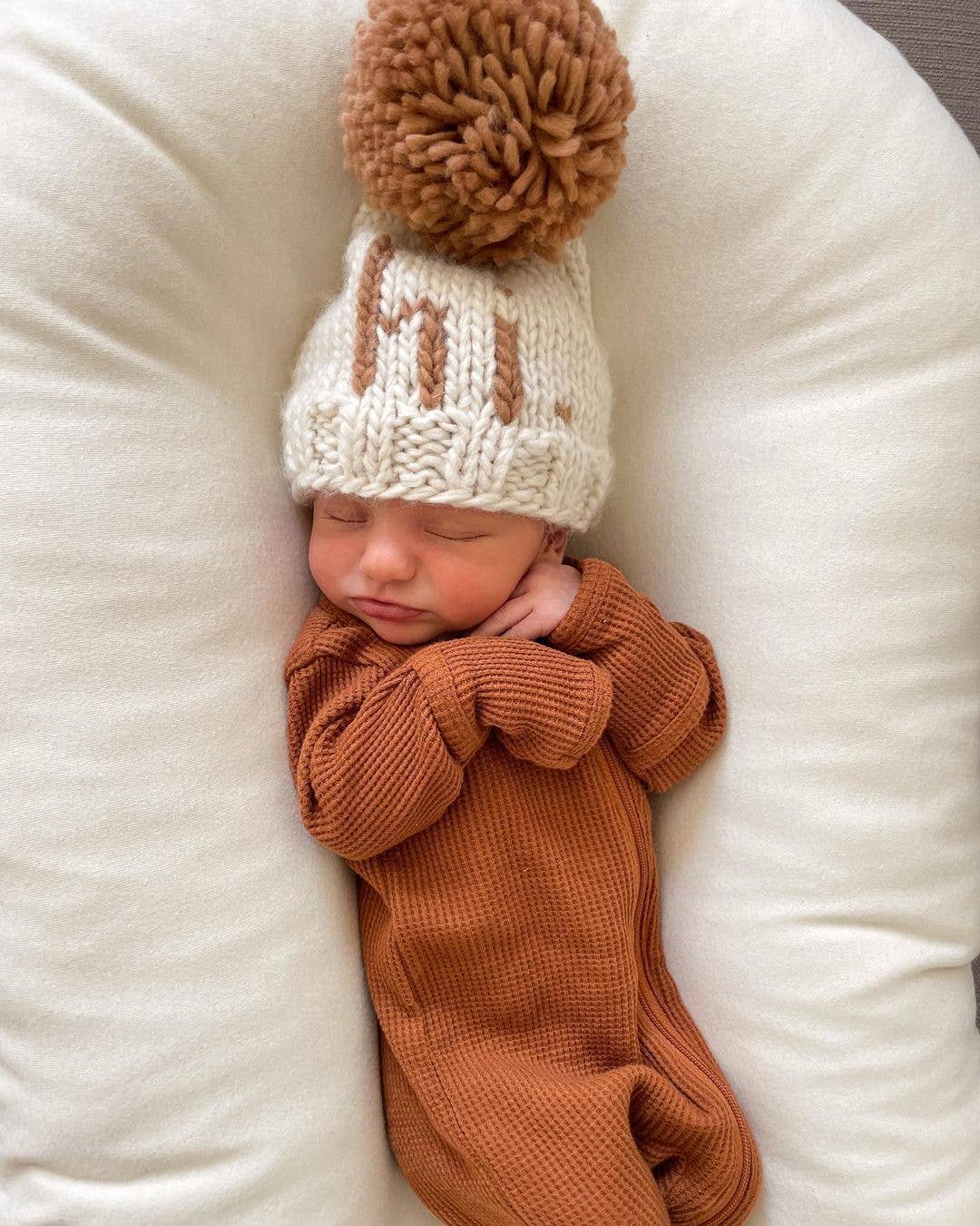 Huggalugs - Hi. Pecan Hand Knit Beanie Hat Baby & Kids: S (0-6 months)