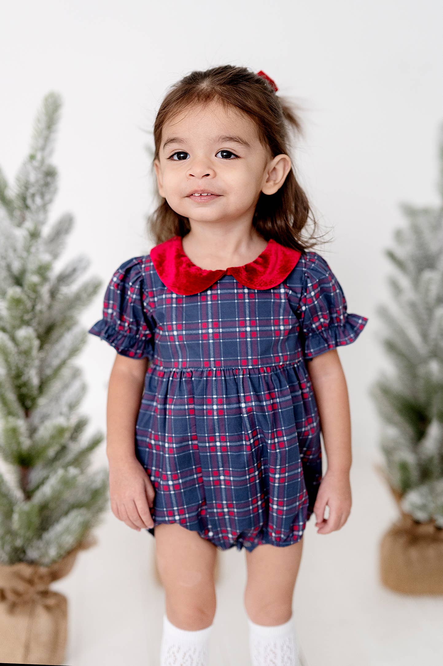 Ollie Jay - Quinn Collared Bubble in Holiday Plaid | Poplin Cotton: 2