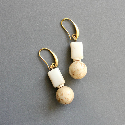 David Aubrey Jewelry - ISLE09 White and cream earrings